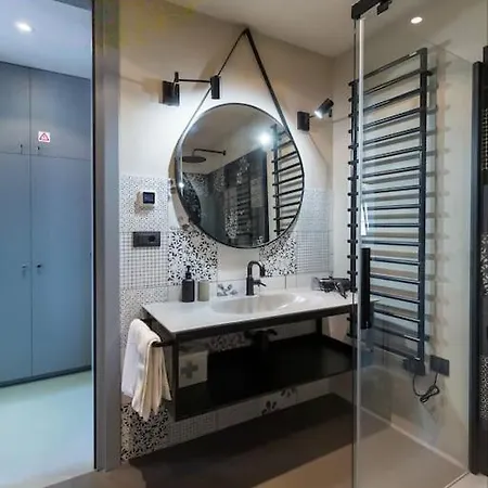 Loft De24 By Irundo דירה רוביני